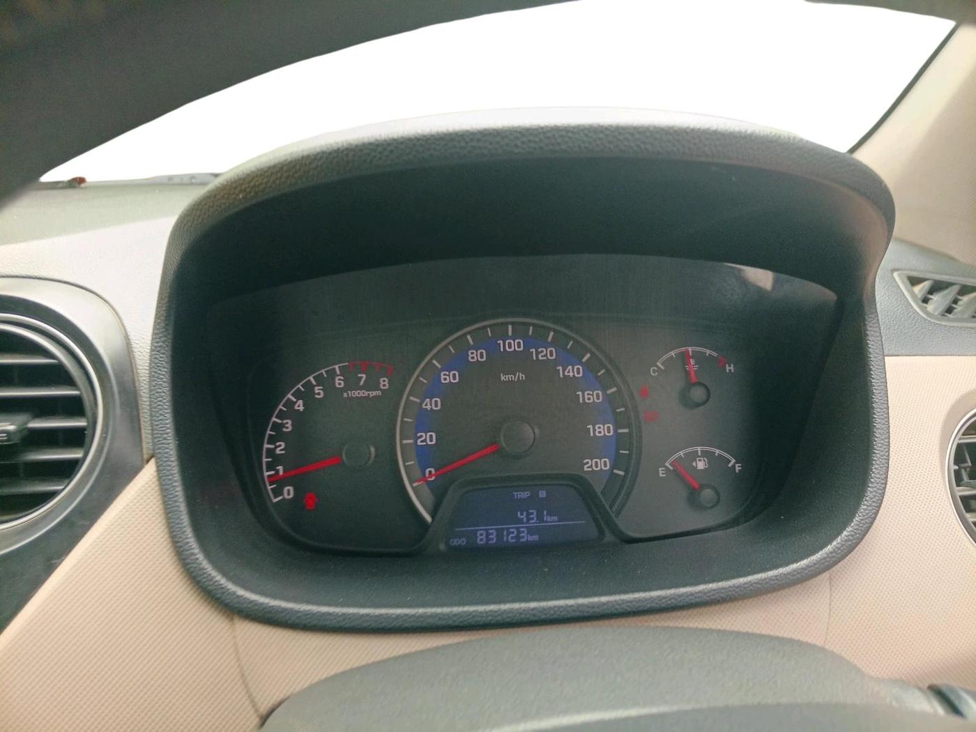 2017 Hyundai Xcent S 1.2, Petrol, Manual, 83,123 km, interior