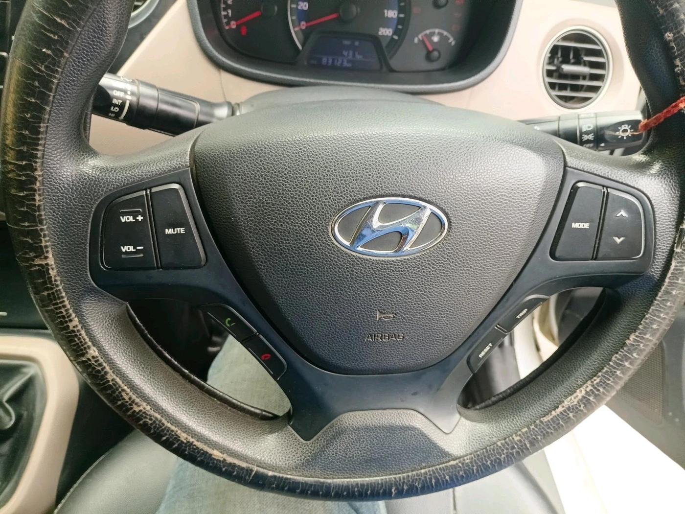 2017 Hyundai Xcent S 1.2, Petrol, Manual, 83,123 km, interior