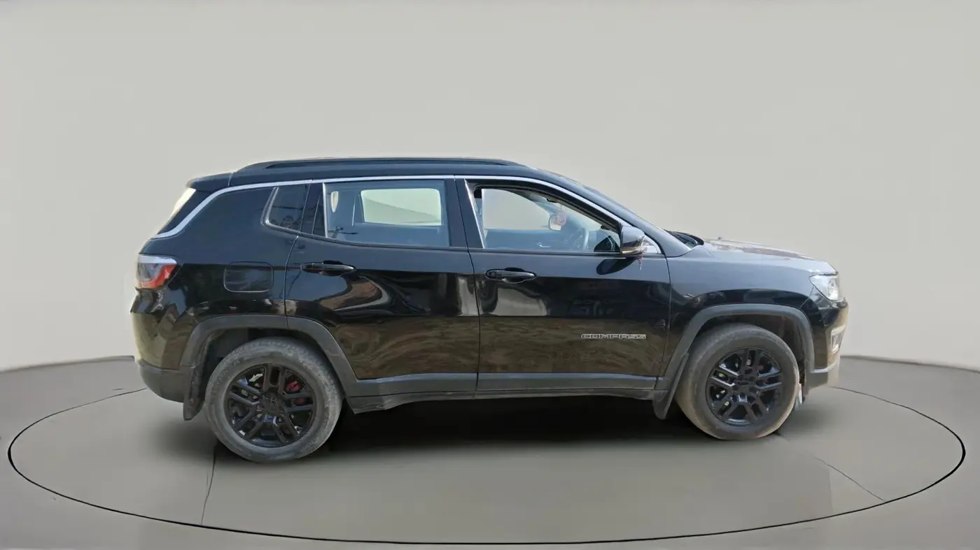2018 Jeep Compass LIMITED 2.0 DIESEL 4X4, Diesel, Manual, 1,46,015 km, exterior