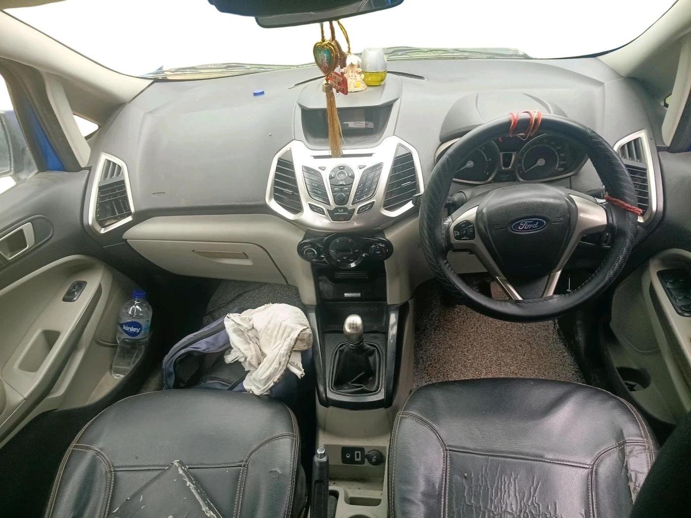 2015 Ford Ecosport TREND 1.5L DIESEL, Diesel, Manual, 1,36,720 km, interior