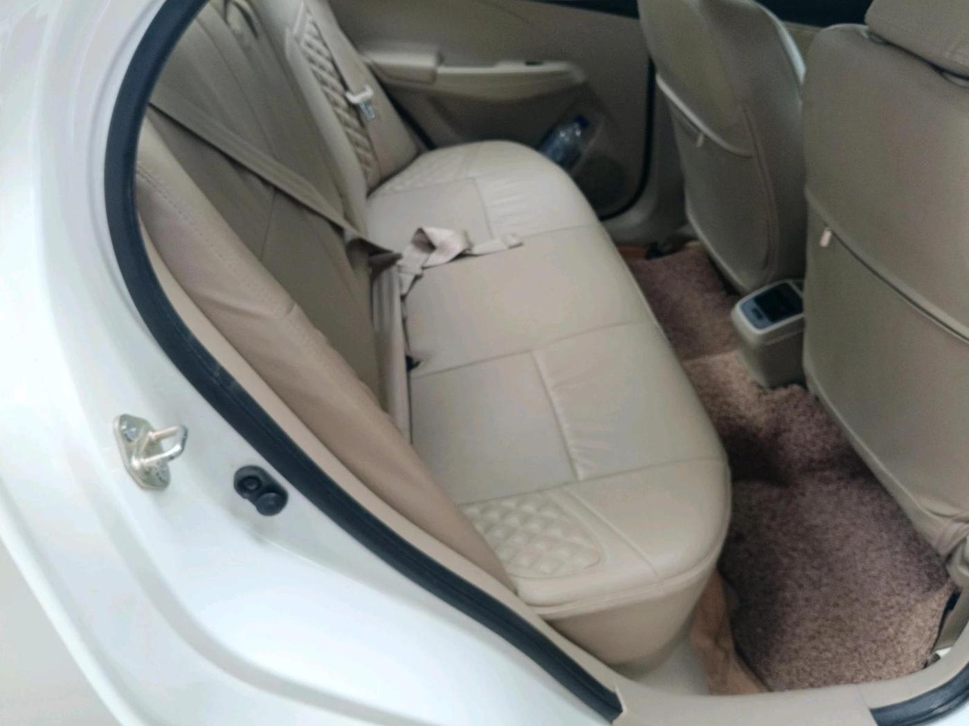 2024 Maruti Dzire ZXI, Petrol, Manual, 22,789 km, interior
