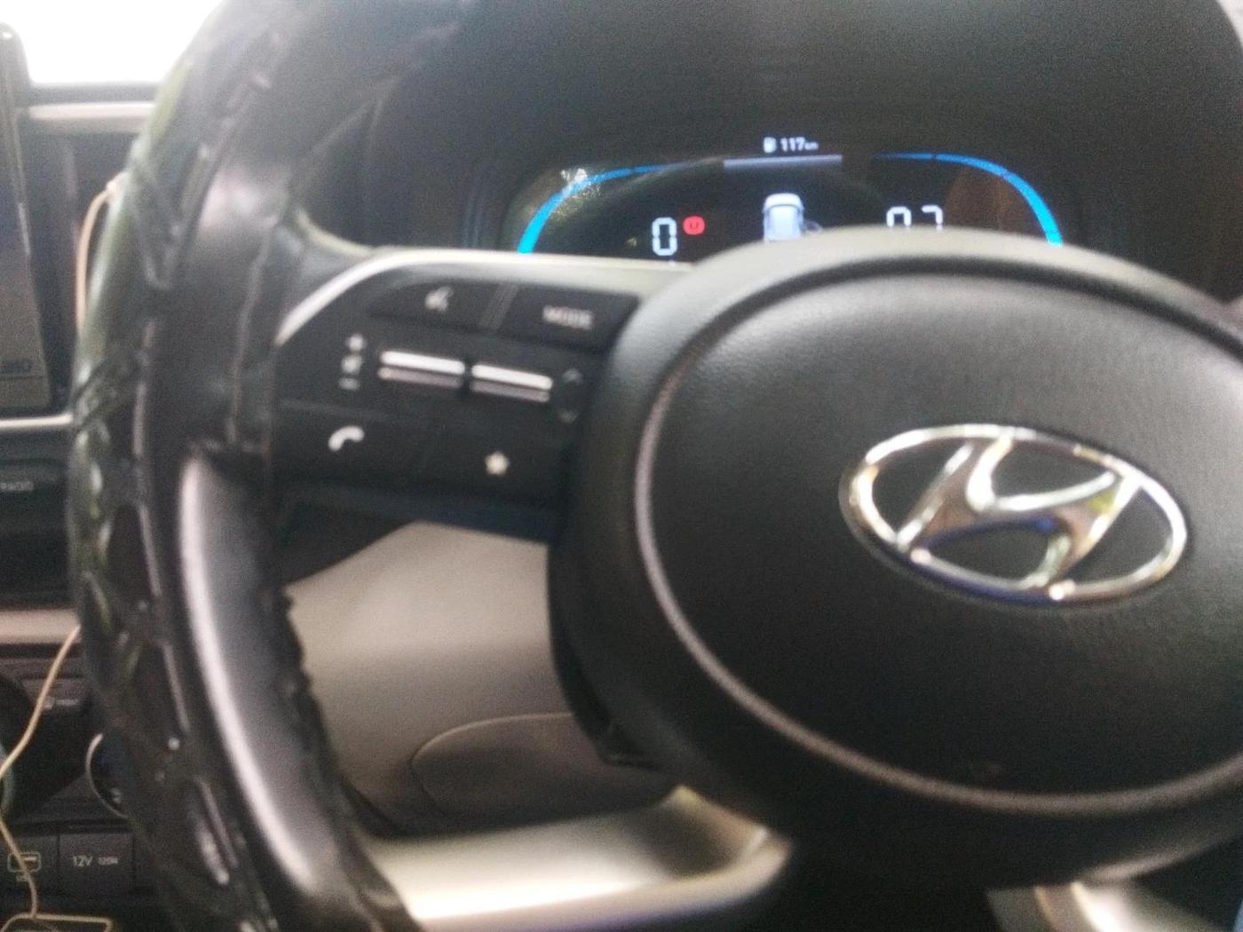 2023 Hyundai VENUE SX 1.5 CRDI, Diesel, Manual, 43,035 km, interior