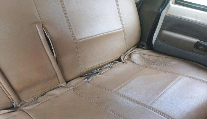 2016 Mahindra Bolero SLX BS IV, Diesel, Manual, 1,51,255 km, interior