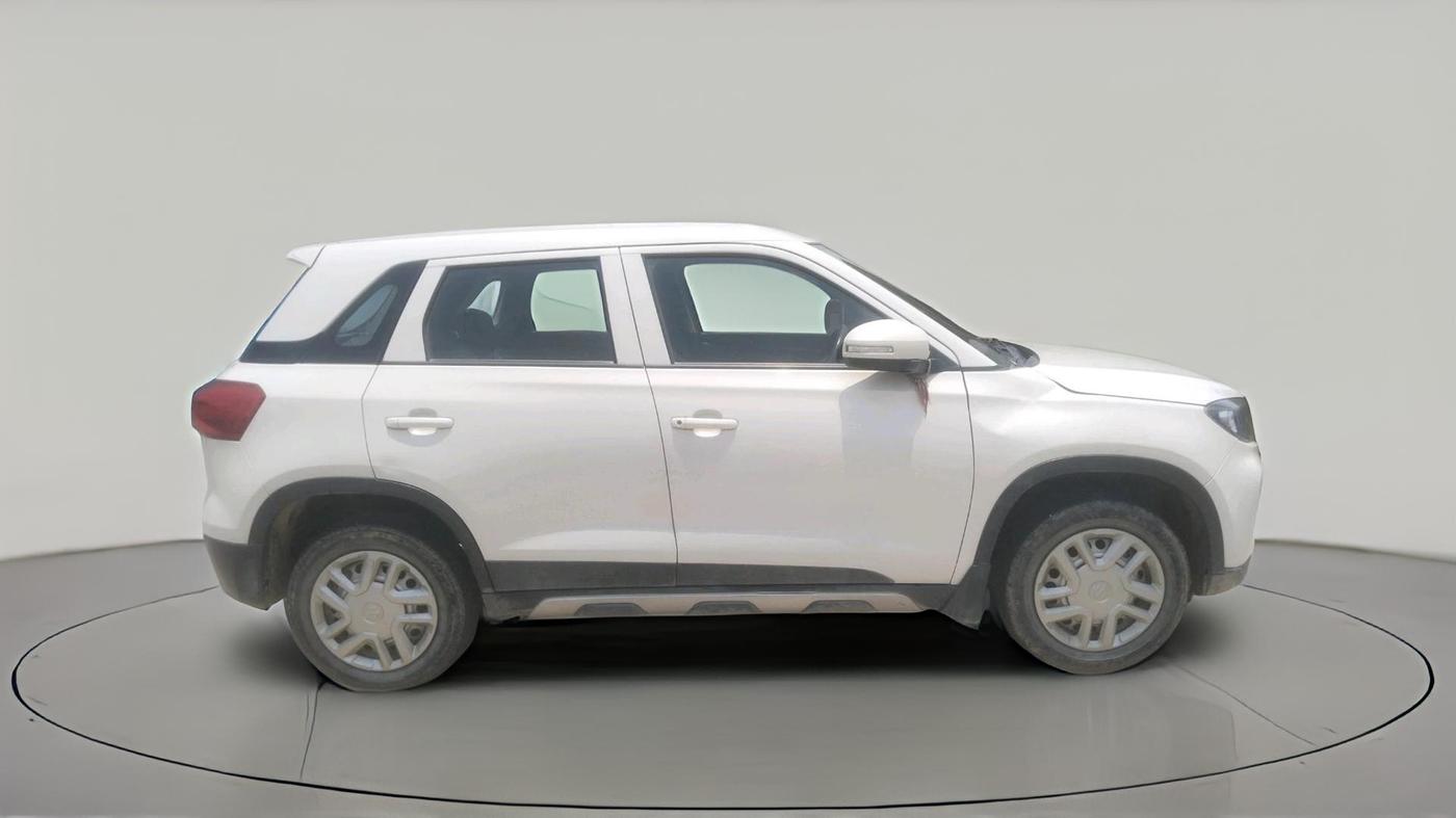 2021 Maruti Vitara Brezza LXI, Petrol, Manual, 80,984 km, exterior