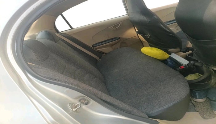 2015 Honda Amaze 1.5L I-DTEC E, Diesel, Manual, 2,84,032 km, interior