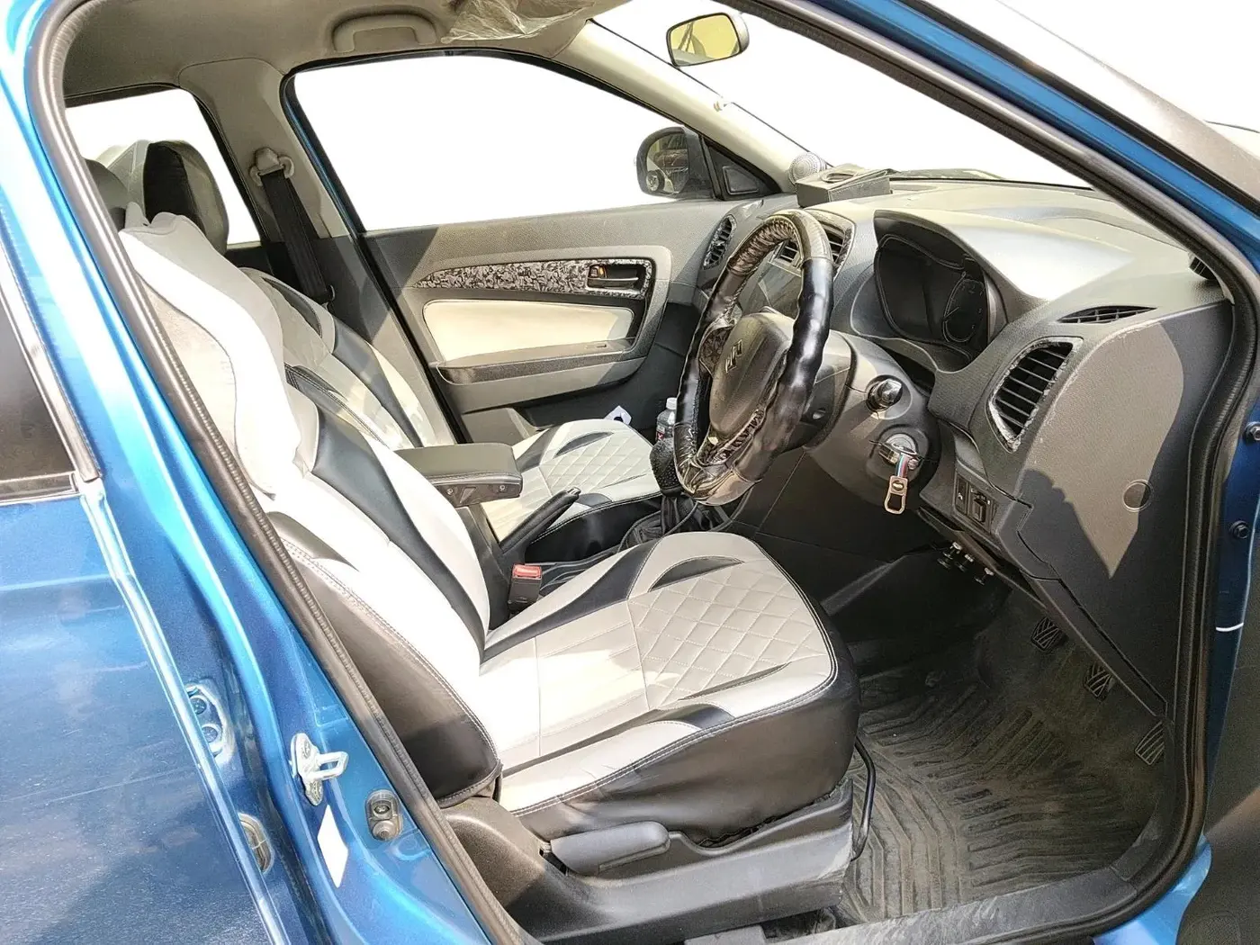 2017 Maruti Vitara Brezza VDI (O), Diesel, Manual, 1,29,000 km, interior