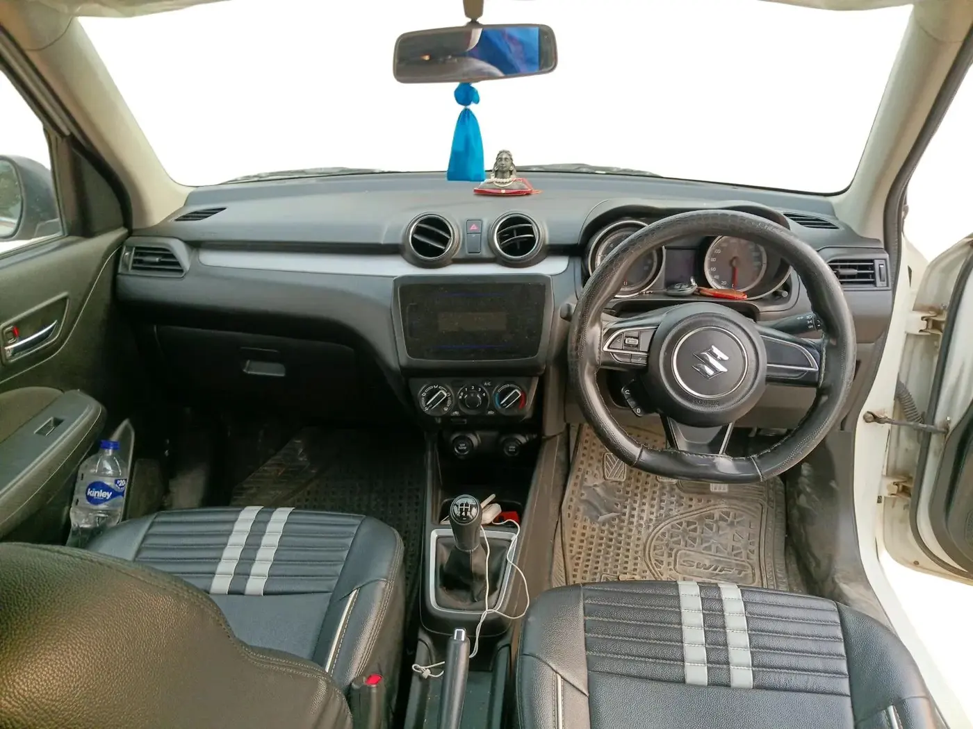 2023 Maruti Swift VXI, Petrol, Manual, 44,065 km, interior