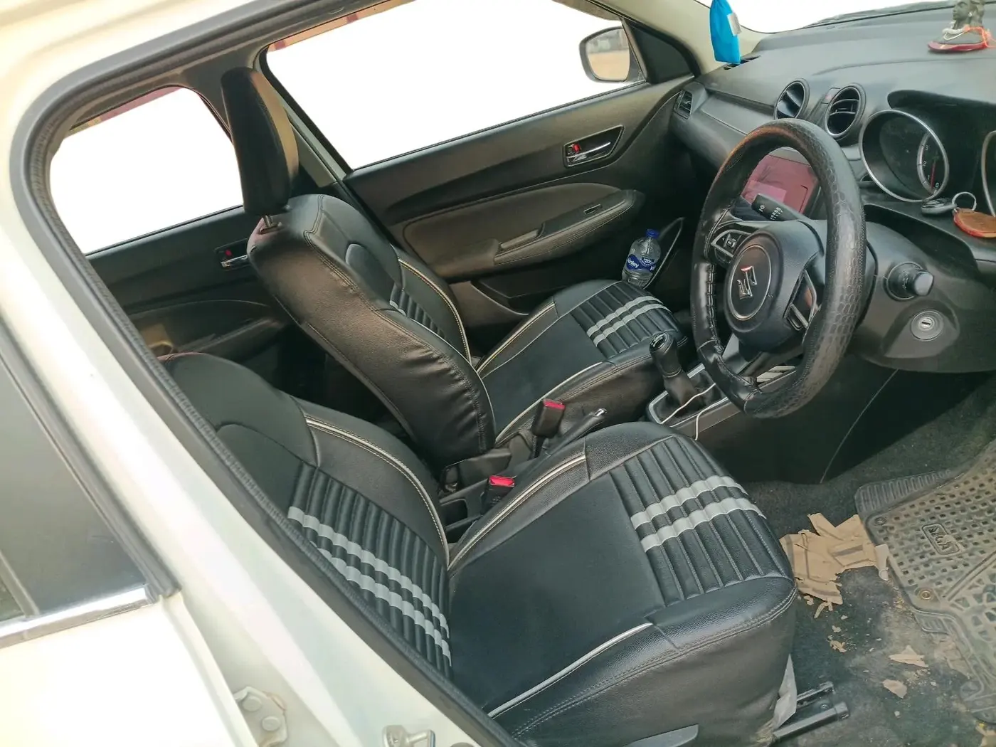 2023 Maruti Swift VXI, Petrol, Manual, 44,065 km, interior