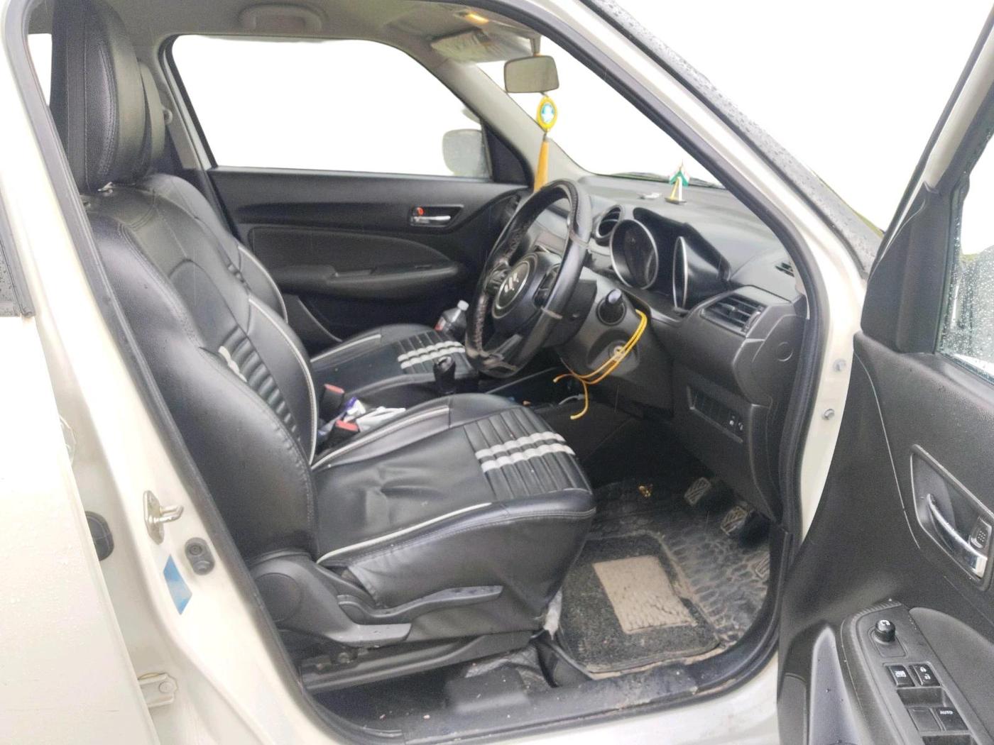2020 Maruti Swift VXI, Petrol, Manual, 97,127 km, interior