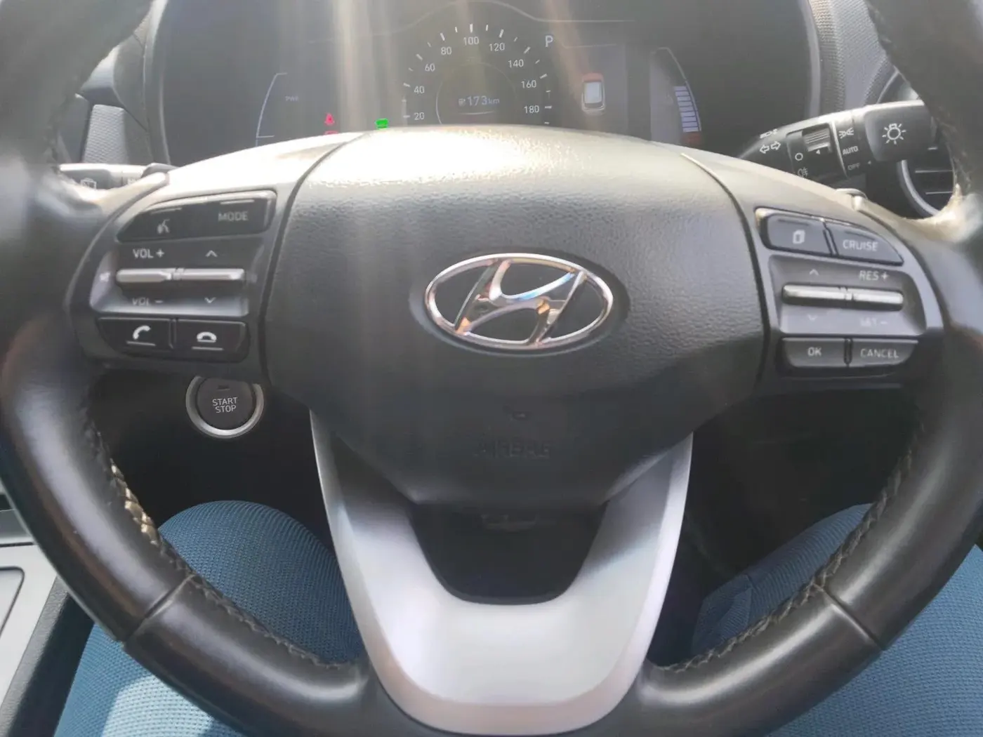 2022 Hyundai KONA ELECTRIC PREMIUM, Electric, Automatic, 48,000 km, interior