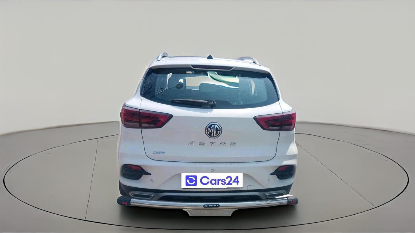 2024 MG ASTOR Select 1.5 MT (Ivory), Petrol, Manual, 24,969 km, exterior