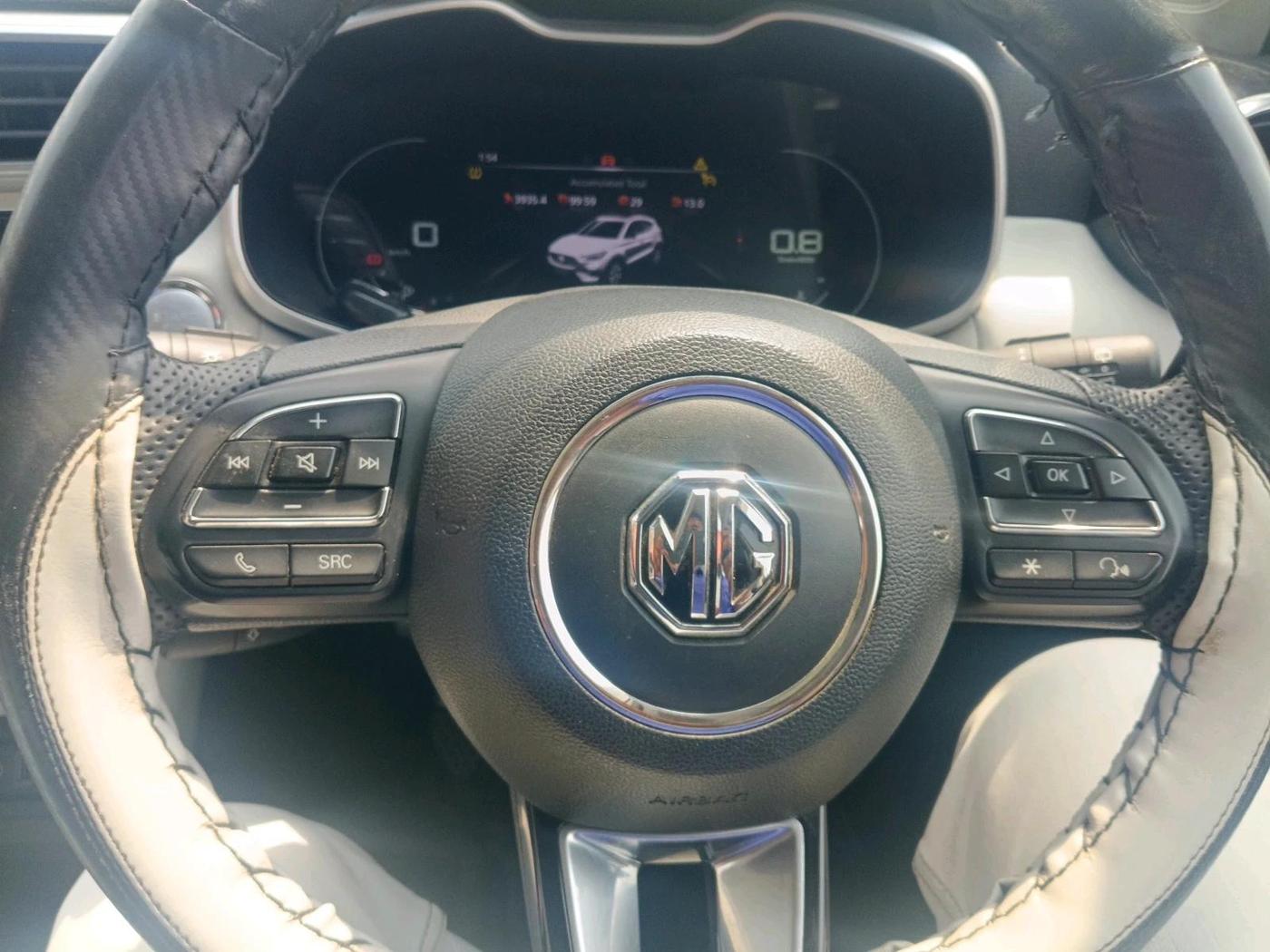2024 MG ASTOR Select 1.5 MT (Ivory), Petrol, Manual, 24,969 km, interior