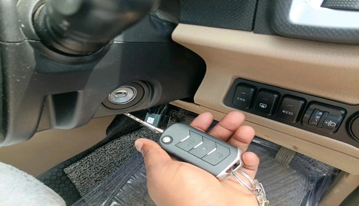 2024 Mahindra BOLERO NEO N 8, Diesel, Manual, 7,640 km, interior