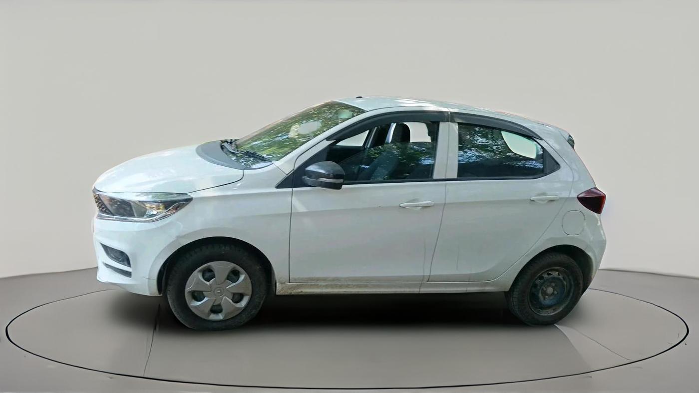 2022 Tata Tiago XT CNG, CNG, Manual, 88,567 km, exterior