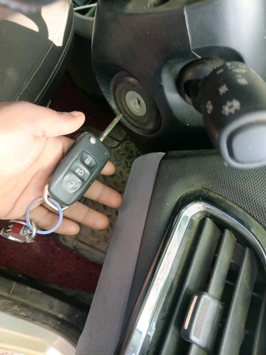 2022 Tata Tiago XT CNG, CNG, Manual, 88,567 km, interior