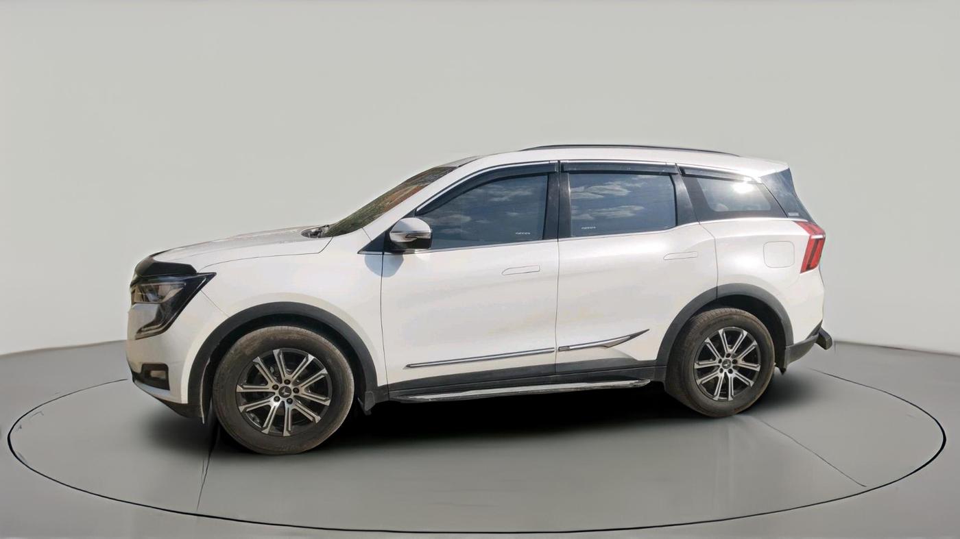 2022 Mahindra XUV700 AX 7 D MT 7 STR, Diesel, Manual, 83,000 km, exterior