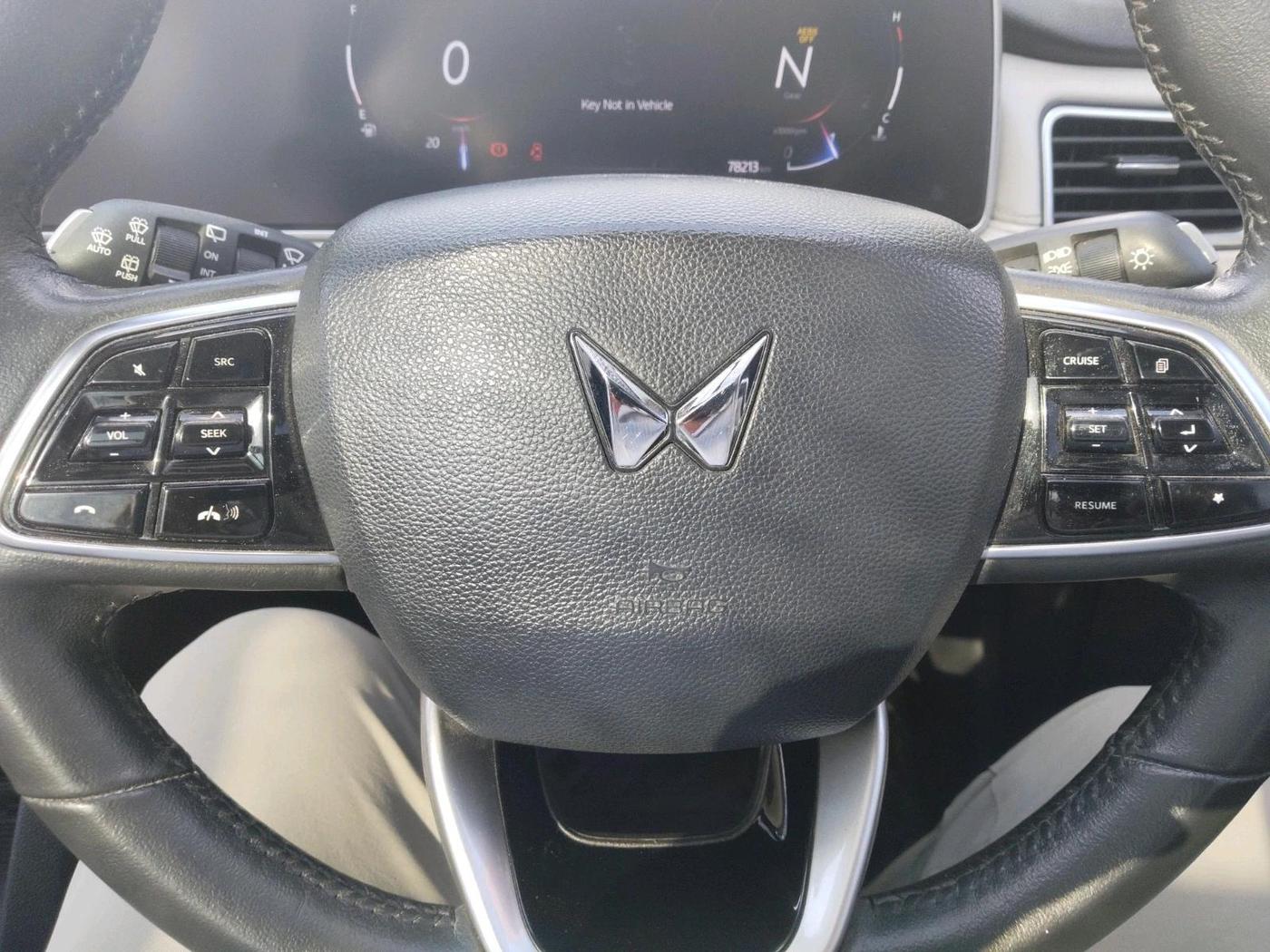 2022 Mahindra XUV700 AX 7 D MT 7 STR, Diesel, Manual, 83,000 km, interior