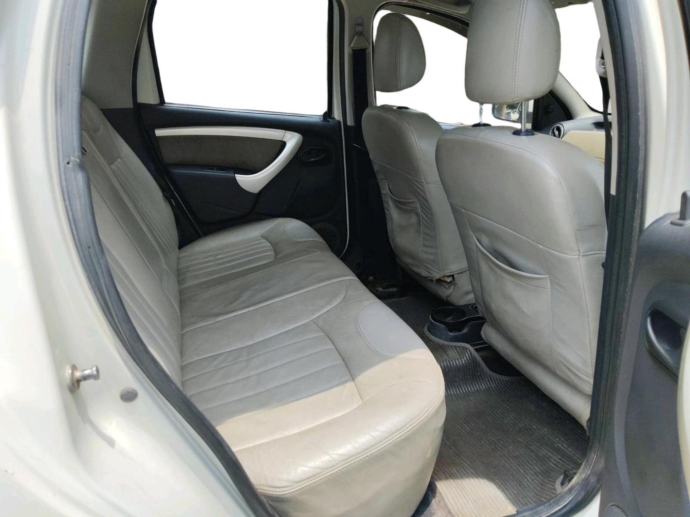 2012 Renault Duster 85 PS RXL DIESEL, Diesel, Manual, 98,886 km, interior