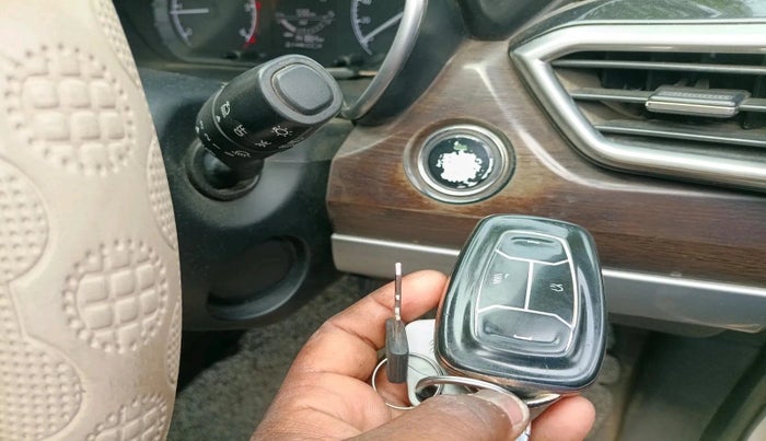 2021 Tata Harrier XT PLUS 2.0L KRYOTEC, Diesel, Manual, 1,41,864 km, interior