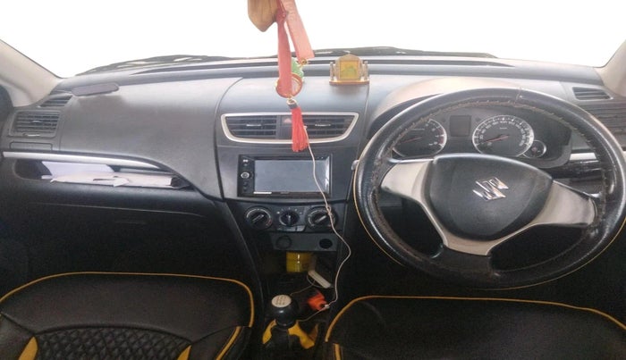 2015 Maruti Swift VXI, Petrol, Manual, 1,15,948 km, interior
