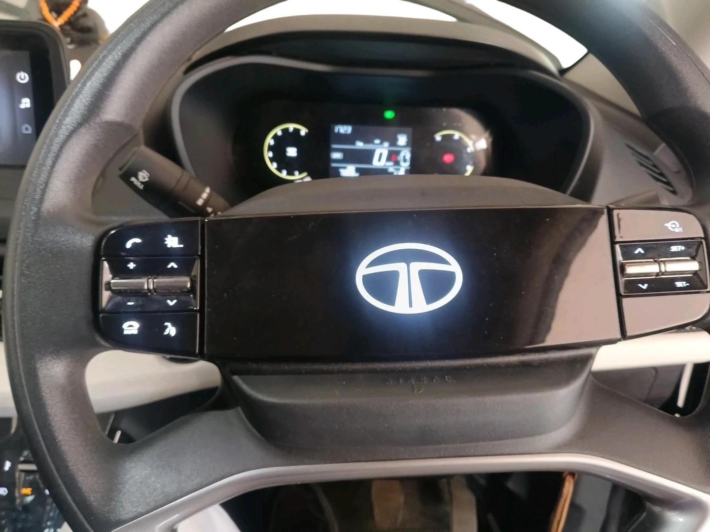 2024 Tata Curvv Pure Plus S 1.2 Petrol 6MT, Petrol, Manual, 7,388 km, interior