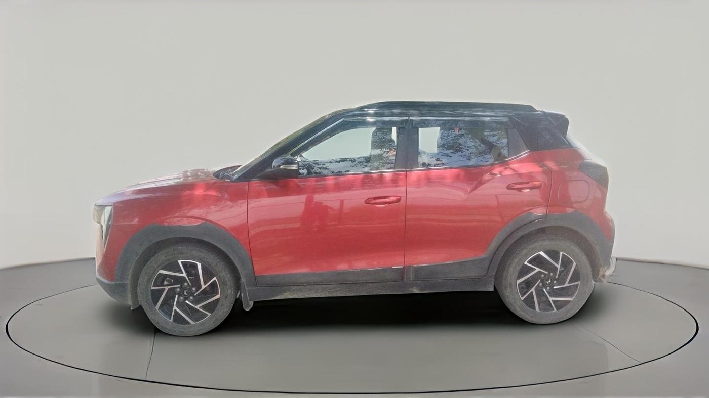 2024 Mahindra XUV 3XO AX7 1.5 Turbo Diesel, Diesel, Manual, 32,687 km, exterior