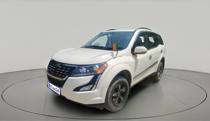 2015 Mahindra XUV500 W8, Diesel, Manual, 1,09,151 km, exterior