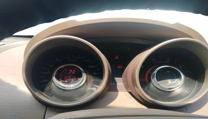 2015 Mahindra XUV500 W8, Diesel, Manual, 1,09,151 km, interior