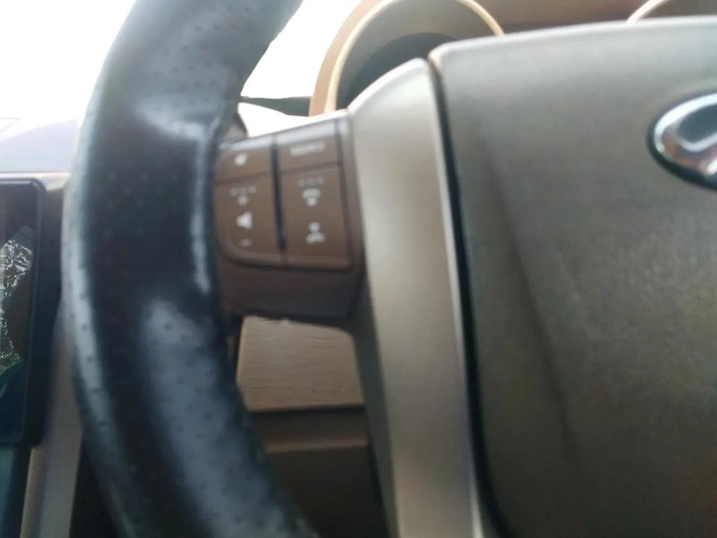 2015 Mahindra XUV500 W8, Diesel, Manual, 1,09,151 km, interior
