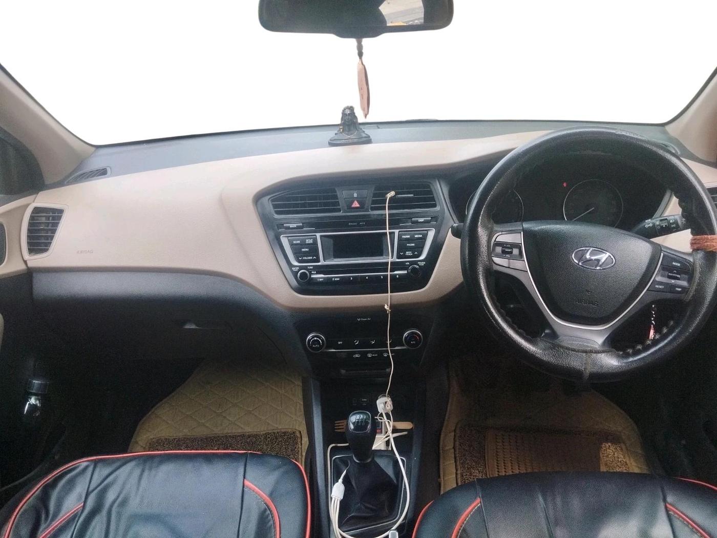 2016 Hyundai Elite i20 SPORTZ 1.2, Petrol, Manual, 80,541 km, interior