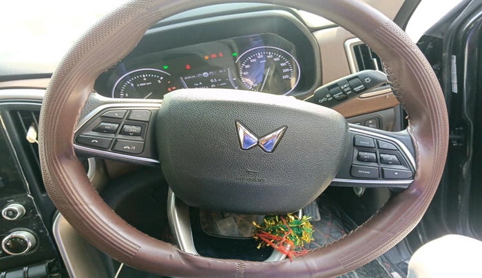 2023 Mahindra SCORPIO-N Z4 PETROL MT 7 STR, Petrol, Manual, 6,700 km, interior