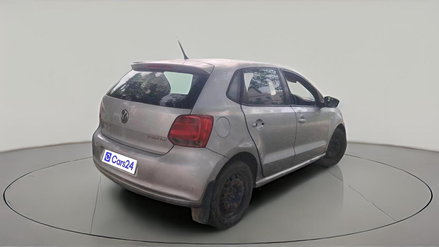 2013 Volkswagen Polo COMFORTLINE 1.2L, Diesel, Manual, 1,75,738 km, exterior