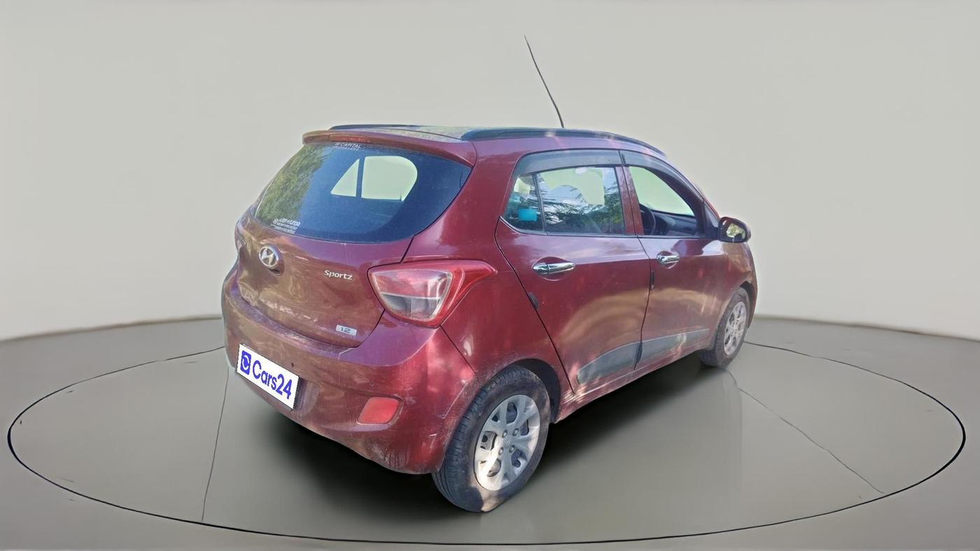 2016 Hyundai Grand i10 SPORTZ 1.2 KAPPA VTVT, Petrol, Manual, 1,69,678 km, exterior