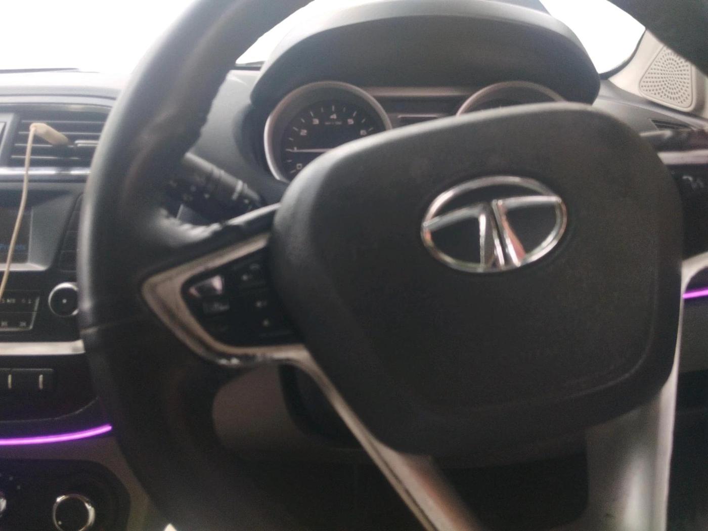 2016 Tata Tiago XZ DIESEL, Diesel, Manual, 85,137 km, interior