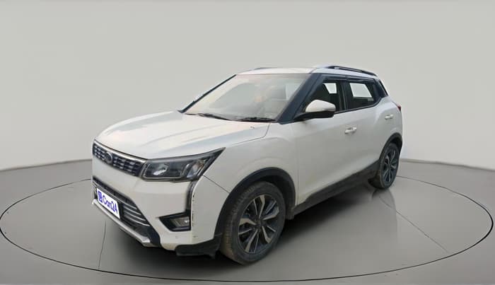 2019 Mahindra XUV300 W8 (O) 1.5 DIESEL, Diesel, Manual, 86,906 km, exterior