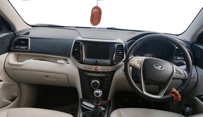 2019 Mahindra XUV300 W8 (O) 1.5 DIESEL, Diesel, Manual, 86,906 km, interior
