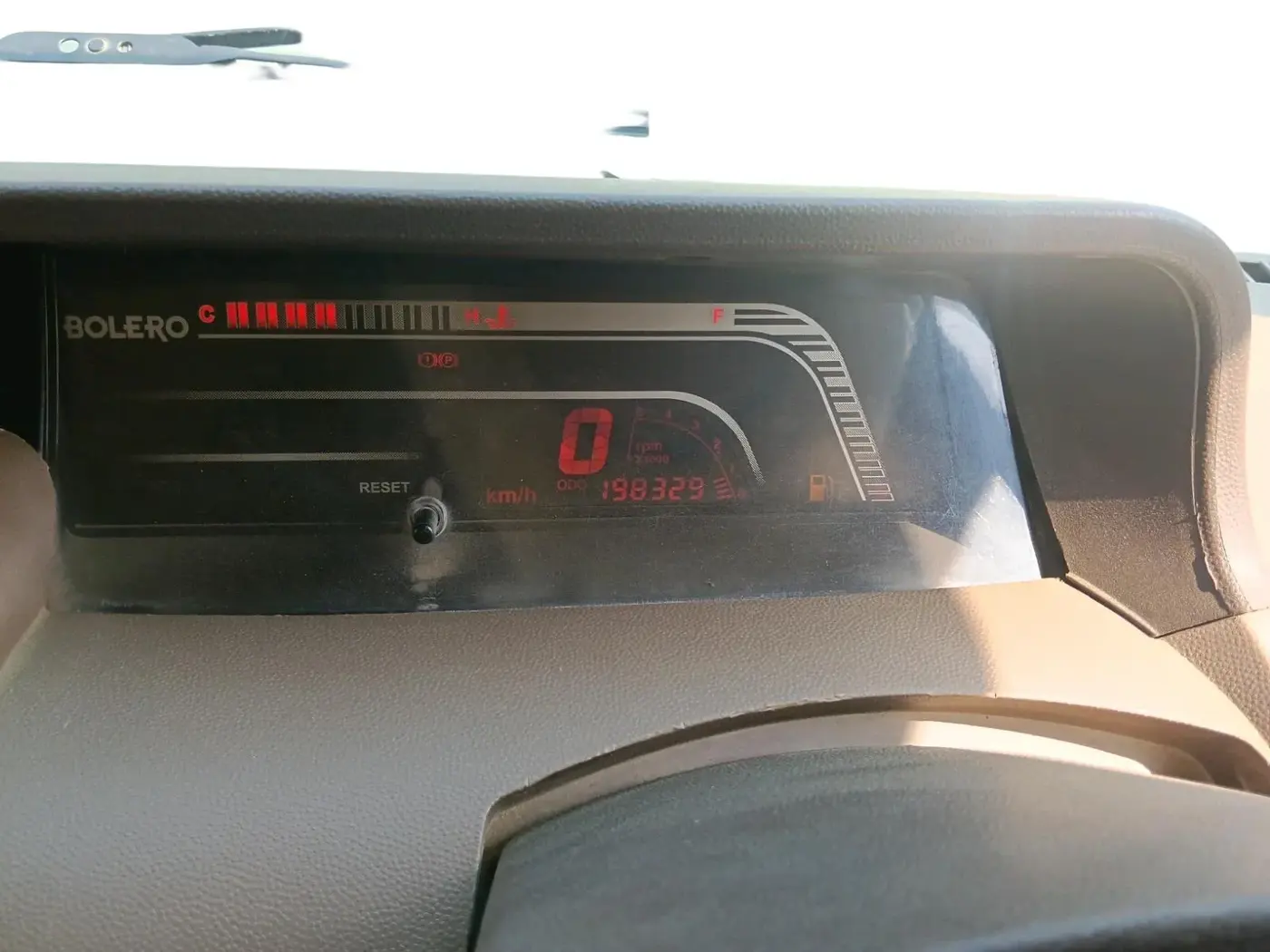2013 Mahindra Bolero SLX BS IV, Diesel, Manual, 1,98,329 km, interior