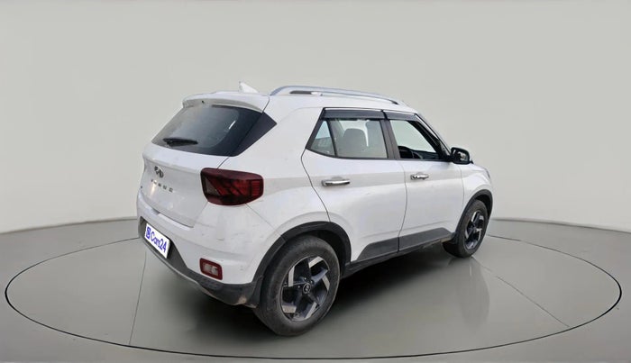 2021 Hyundai VENUE SX 1.5 (O) EXECUTIVE CRDI, Diesel, Manual, 1,22,473 km, exterior