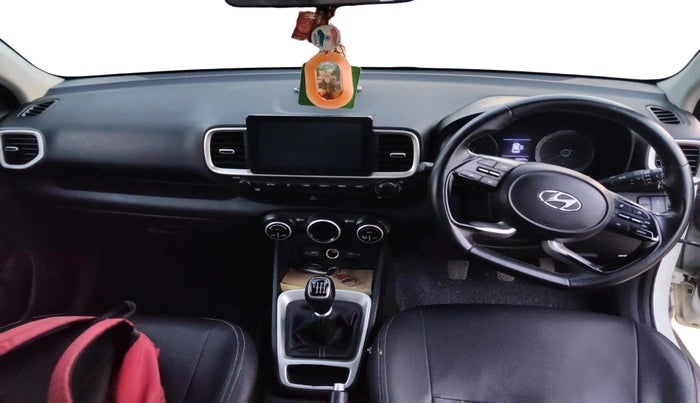 2021 Hyundai VENUE SX 1.5 (O) EXECUTIVE CRDI, Diesel, Manual, 1,22,473 km, interior