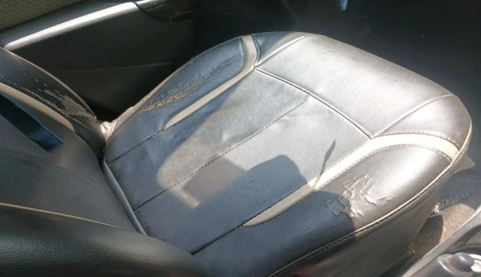 2015 Renault Duster 85 PS RXL DIESEL, Diesel, Manual, 1,17,315 km, interior