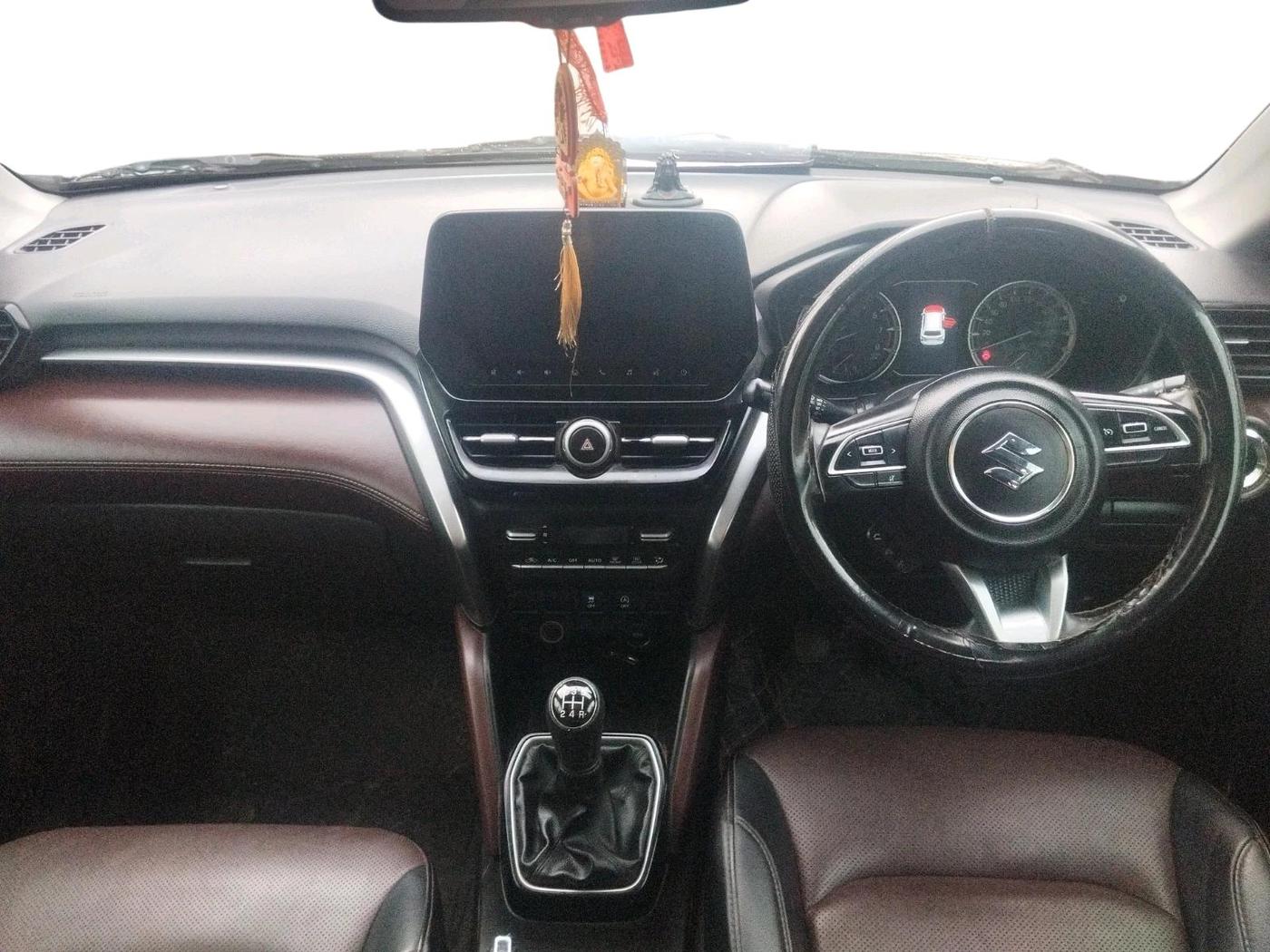2024 Maruti Grand Vitara ALPHA SMART HYBRID, Petrol, Manual, 82,681 km, interior