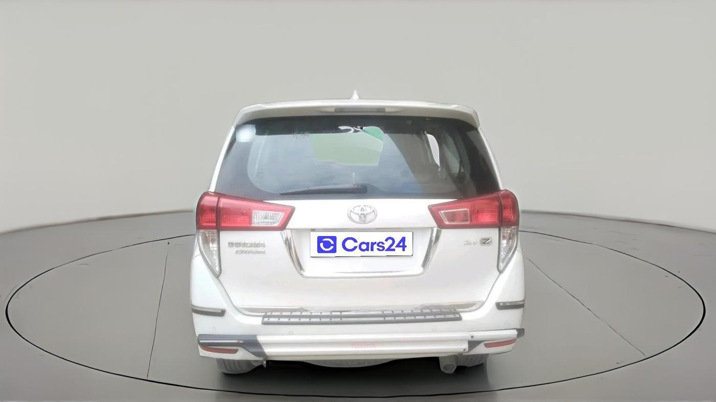 2022 Toyota Innova Crysta 2.4 ZX AT 7 STR, Diesel, Automatic, 87,421 km, exterior