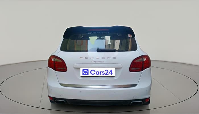 2014 Porsche Cayenne DIESEL, Diesel, Automatic, 1,30,098 km, exterior