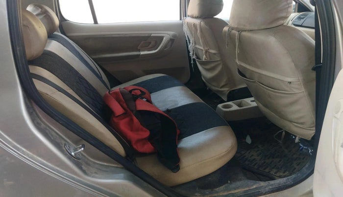 2012 Skoda Fabia ACTIVE PLUS 1.2 MPI, Petrol, Manual, 1,72,936 km, interior