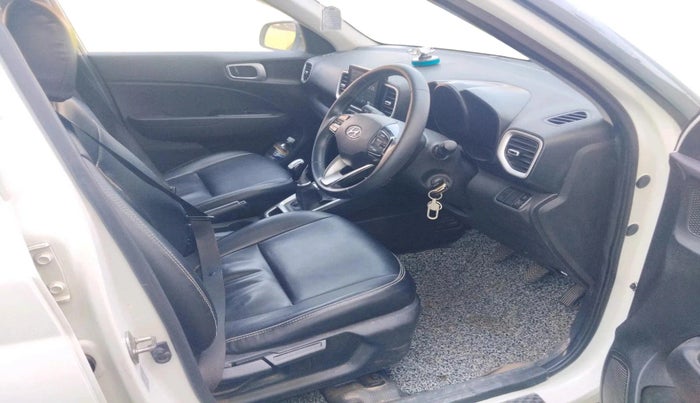 2019 Hyundai VENUE SX 1.0 TURBO, Petrol, Manual, 1,30,059 km, interior