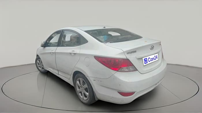 2011 Hyundai Verna FLUIDIC 1.6 VTVT EX, Petrol, Manual, 83,354 km, exterior