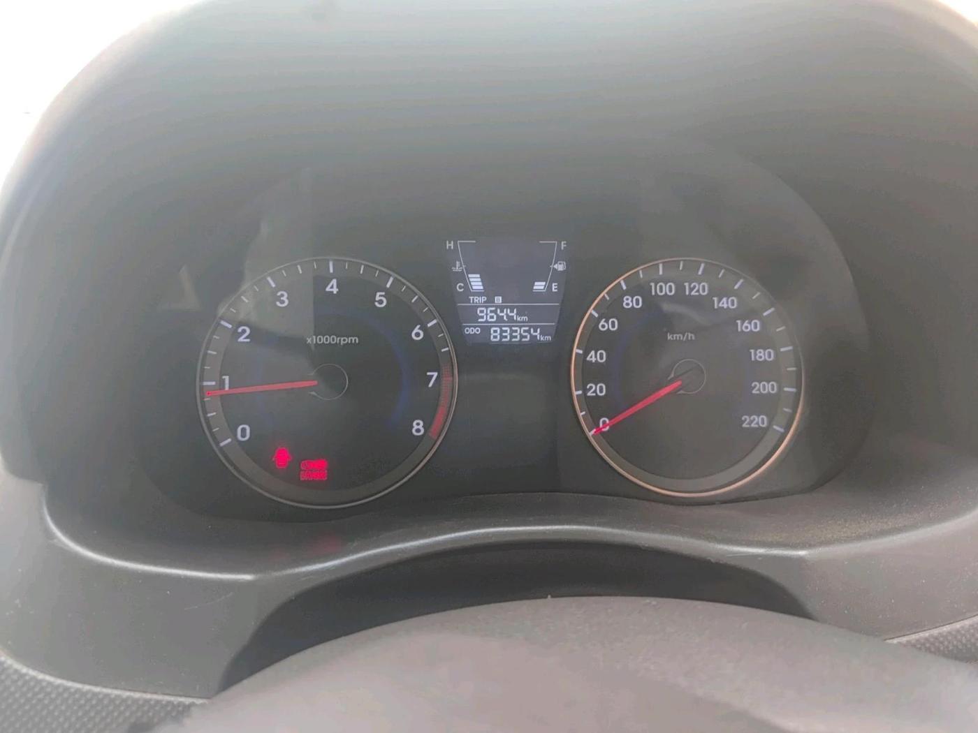 2011 Hyundai Verna FLUIDIC 1.6 VTVT EX, Petrol, Manual, 83,354 km, interior