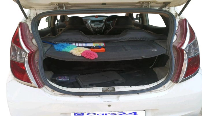 2018 Hyundai Eon SPORTZ, Petrol, Manual, 89,226 km, exterior