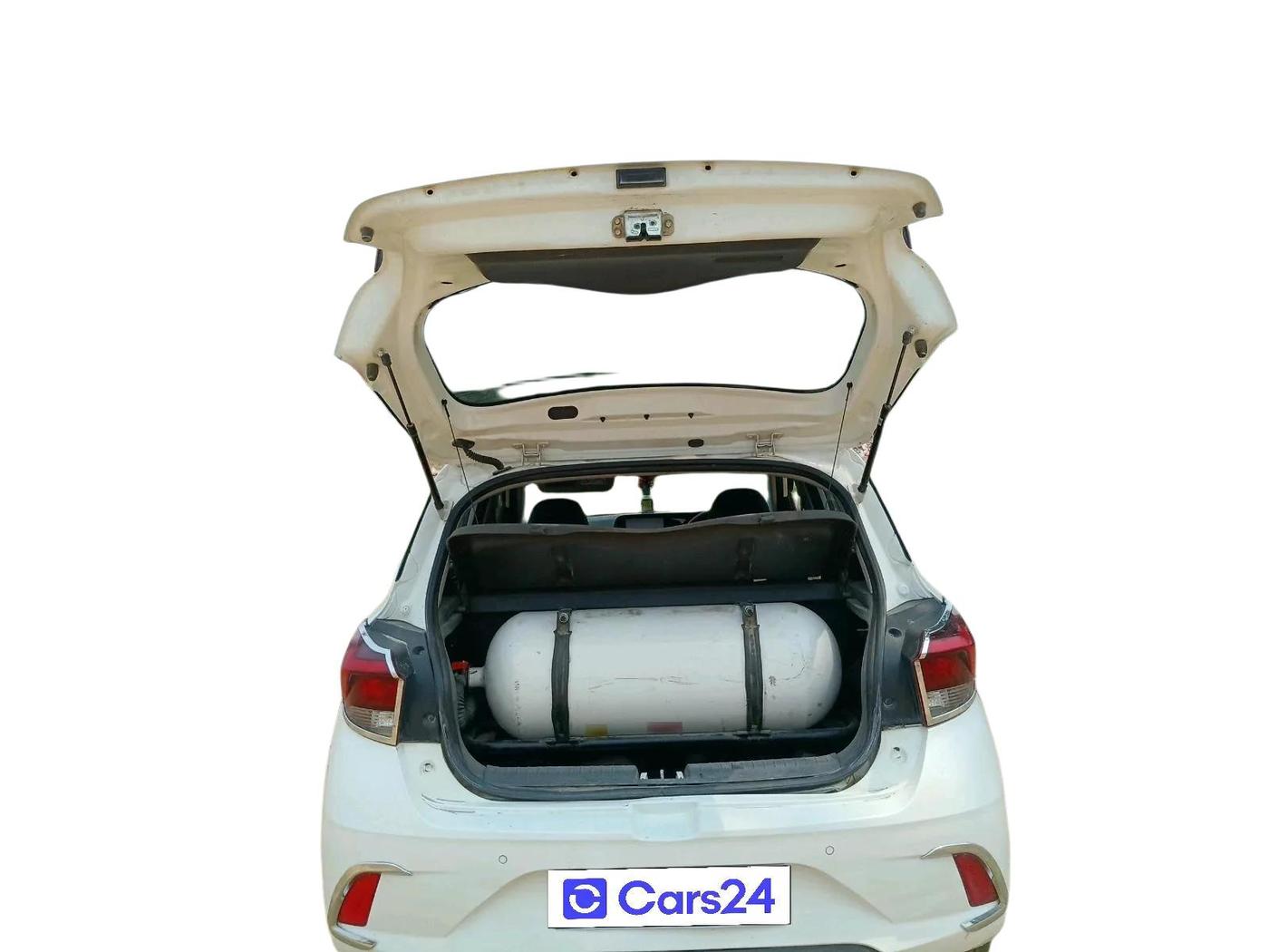 2023 Hyundai GRAND I10 NIOS SPORTZ 1.2 KAPPA VTVT CNG, CNG, Manual, 54,809 km, exterior