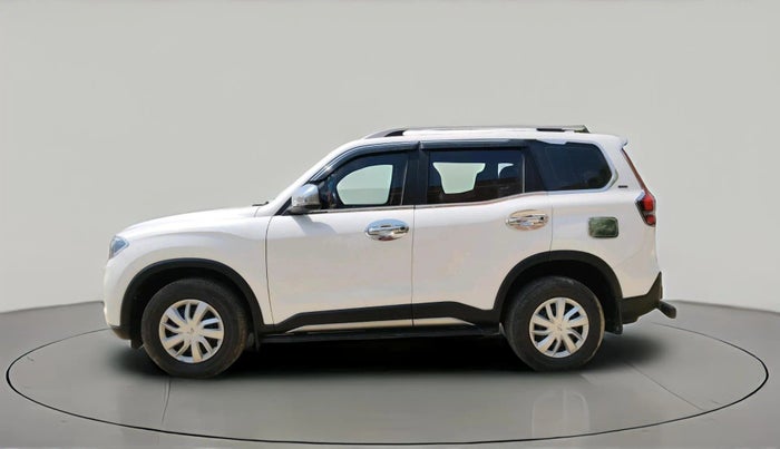 2024 Mahindra SCORPIO-N Z6 DIESEL MT 2WD 7 STR, Diesel, Manual, 52,338 km, exterior